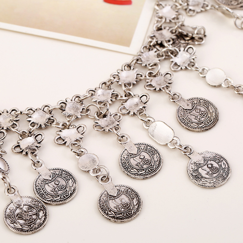 Necklace Classification Vintage Style Round Monogram Alloy Plating Women's Necklace