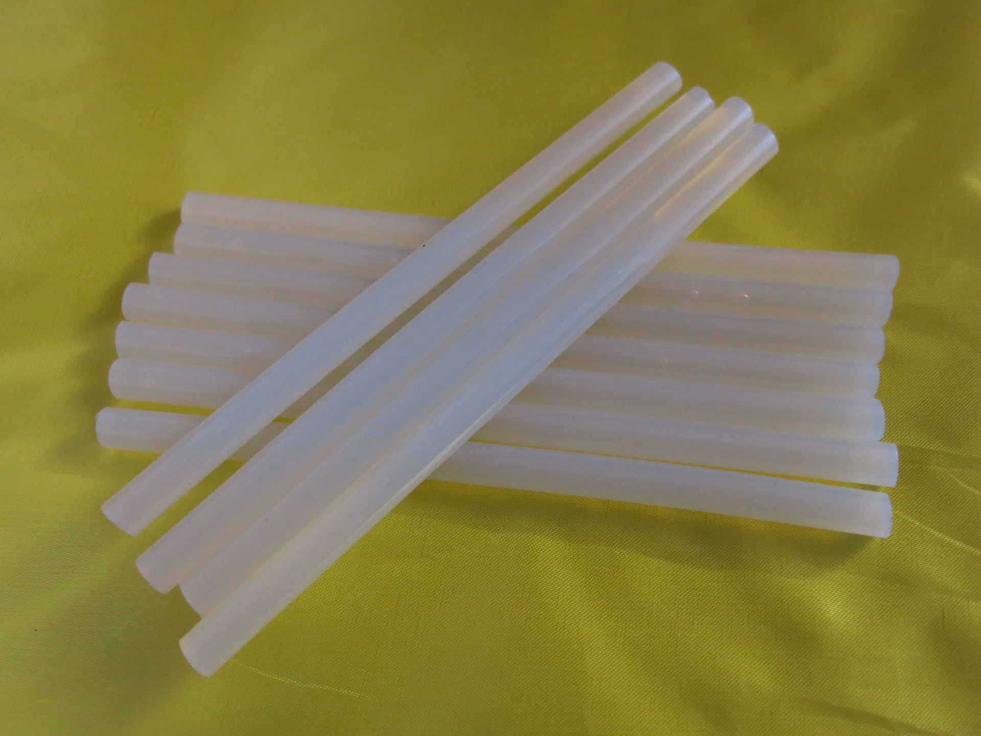 批发【透明】热溶胶条 优质热熔胶条 热熔胶棒 大支粘胶棒