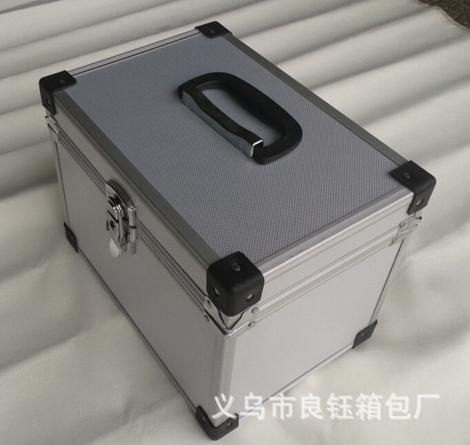大量生产电焊机箱 电焊机工具箱 电焊机铝箱 直角电机工具箱