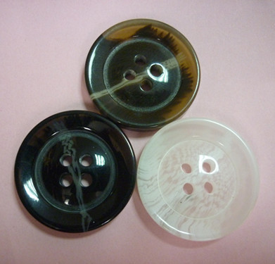 供应树脂棒花扣子大衣扣三色可选西装扣子服装辅料纽扣