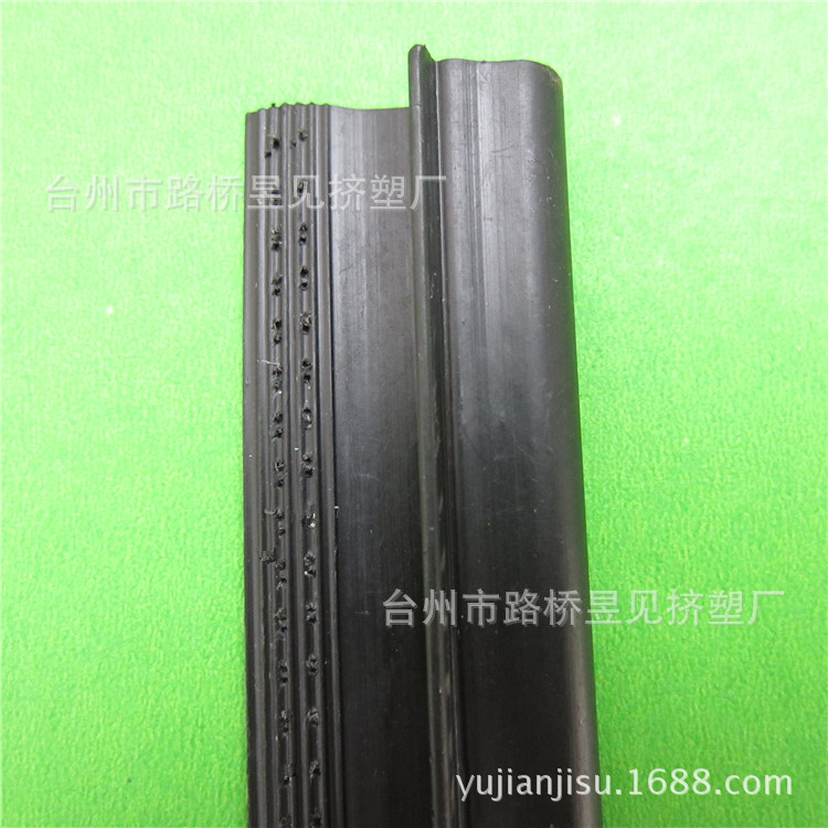 Los fabricantes suministran PVC Perfil de plástico extruido Perfil UPVC Zhejiang Perfil de plástico Procesamiento de extrusión