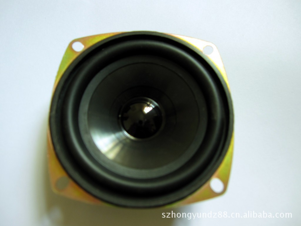 3寸喇叭防水方形橡皮边60磁4Ω15W金刚型户外使用