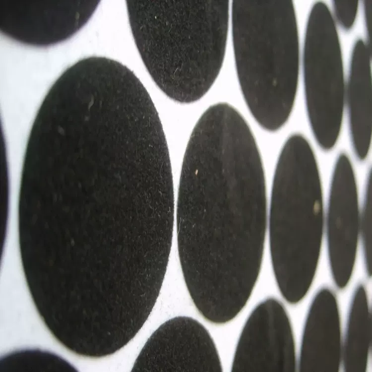 加工定制黑色粘贴自粘背胶绒布 圆形单面带胶不干胶包装植绒布