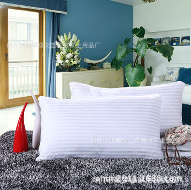 Manufacturer crazy sells white satin intertwine cotton fiber pillow…