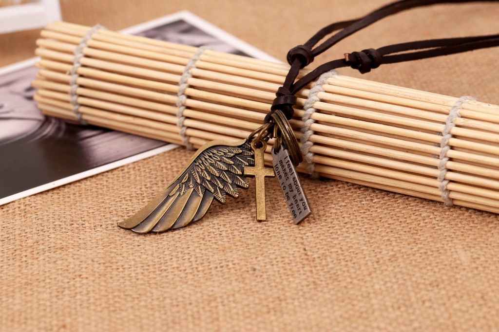 Angel Wing Genuine Leather Necklace Hot Leather Necklace Popular Necklace Wholesale