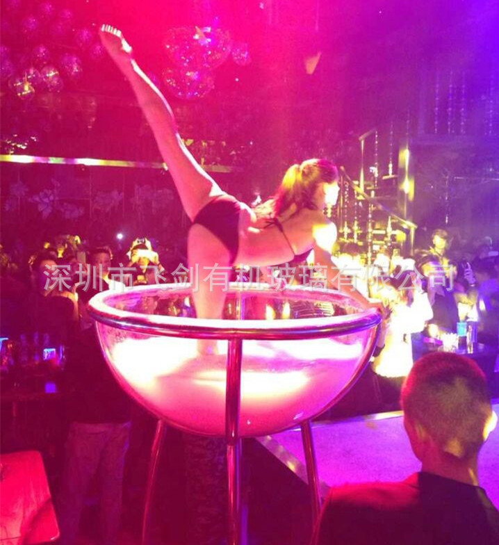 舞台达人秀演出跳舞池 有机玻璃酒杯状舞台柔术表演道具