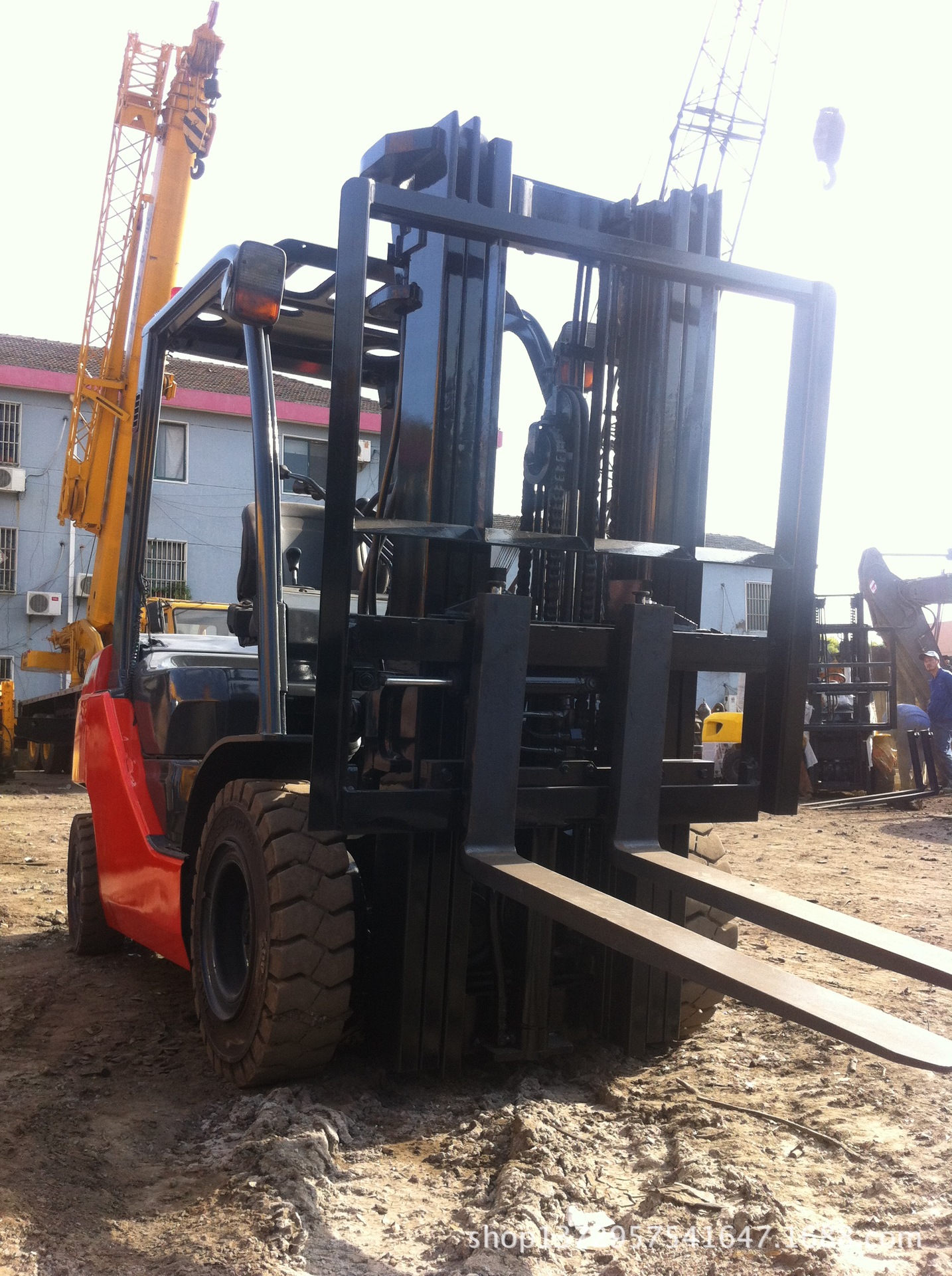 上海九成新叉车直销 3吨5吨 10吨三菱  丰田  合力叉车 质量保证