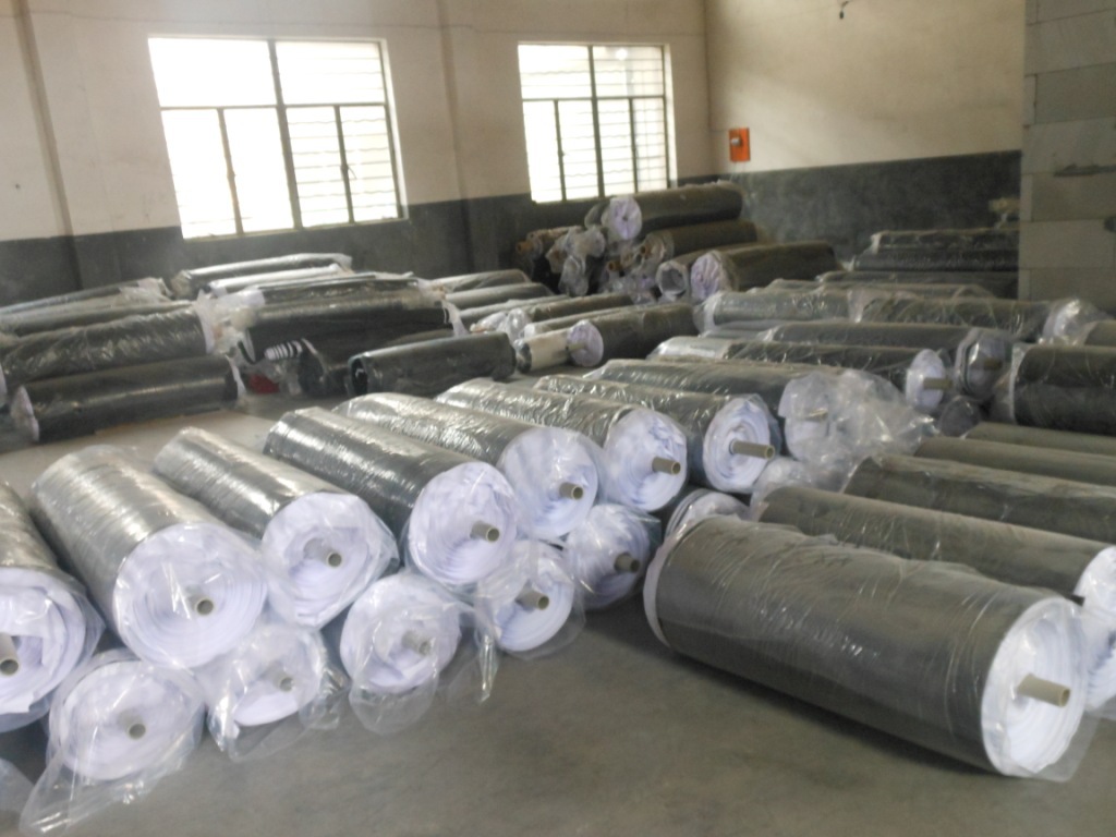 供应4-6MM  机器防震止滑橡胶发泡垫