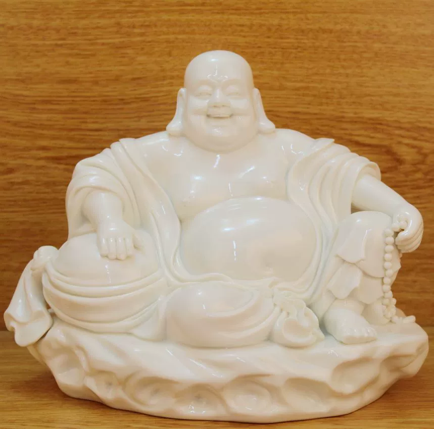 Ceramic crafts Maitreya Buddha statue with big belly and laughing Buddha living room home decorations Buddhist household supplies white porcelain