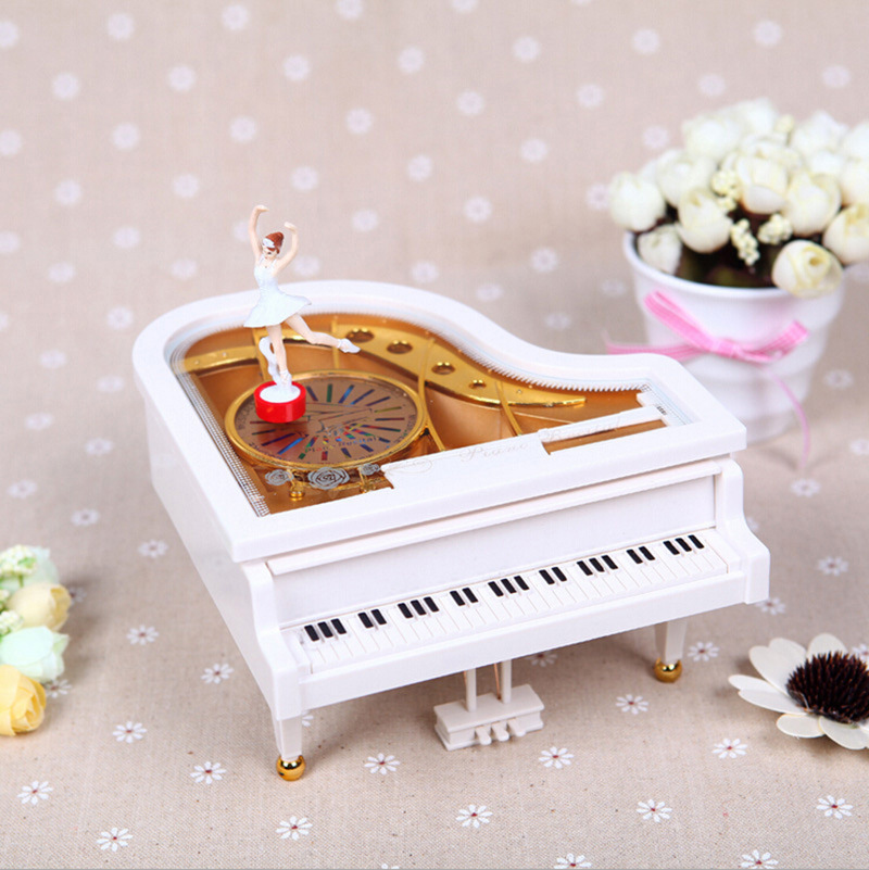 芭蕾女孩钢琴八音盒 创意旋转芭蕾女孩八音盒朋友情侣情人节礼物|ru