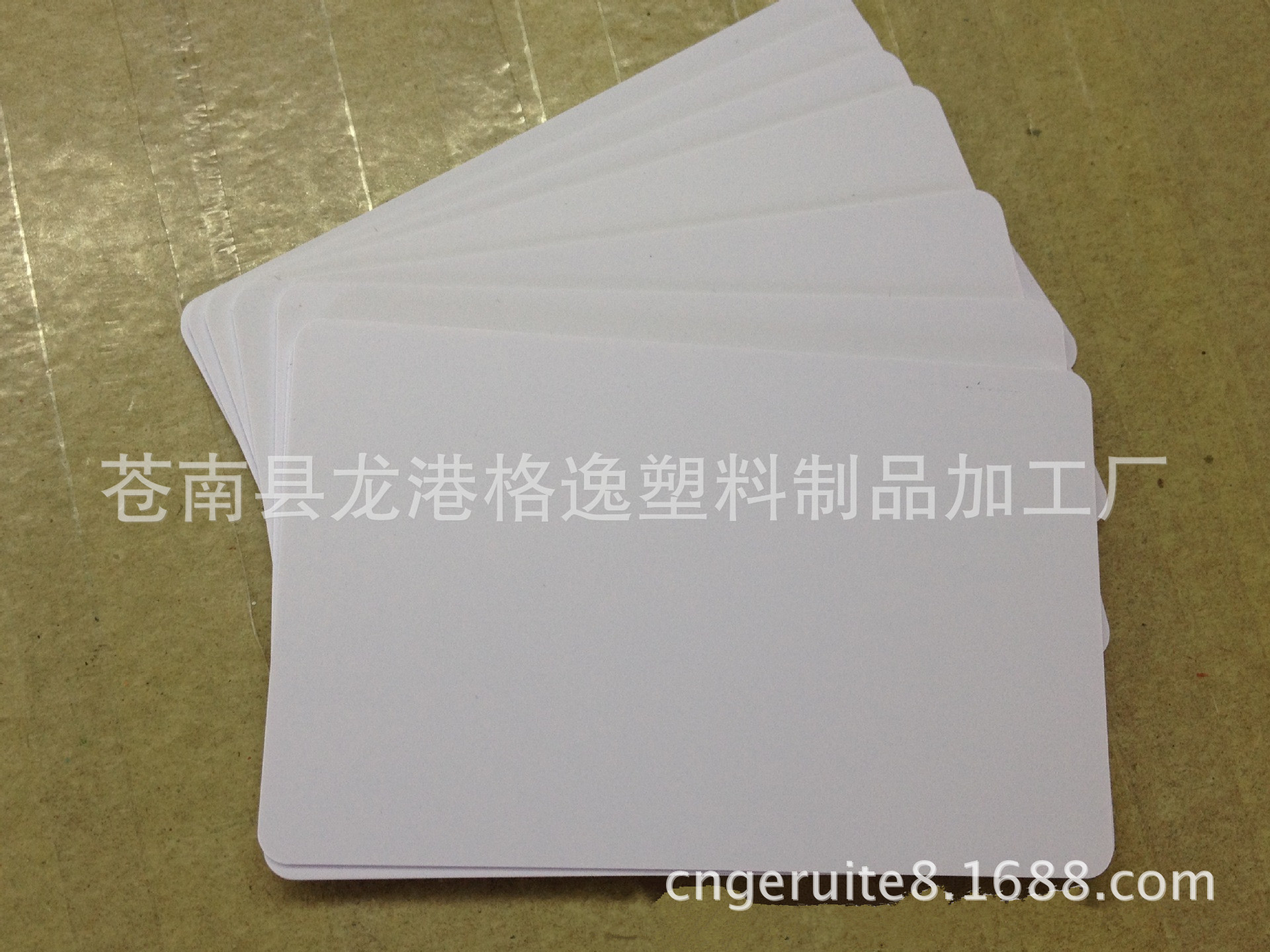 空白PVC 卡片 首饰PVC空白圆角卡片 扁平孔PVC卡片-阿里巴巴