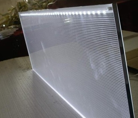 广东超薄灯箱打点机、导光板激光打点机