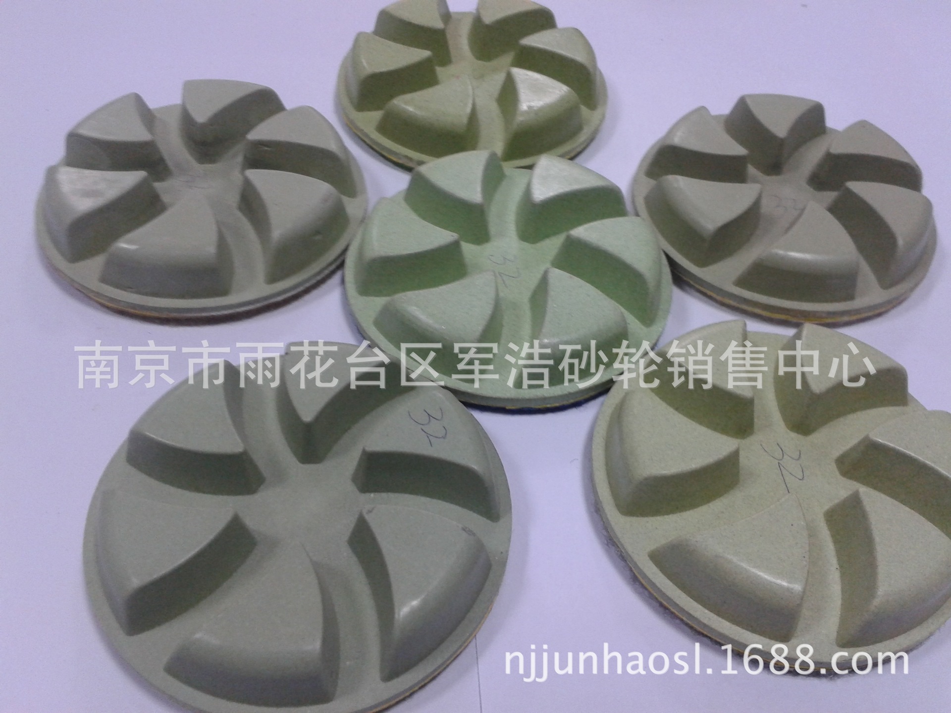 厂家供应 金刚石软磨片10mm角磨机抛光轮 地板翻新片石材抛光片