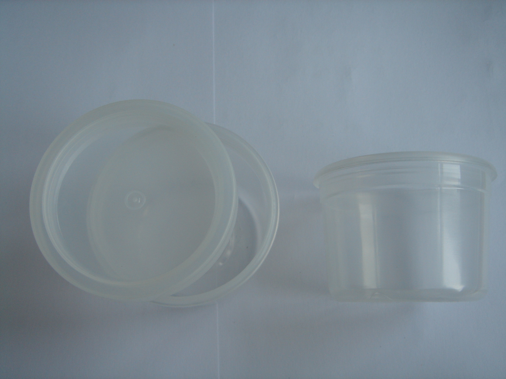 工厂直销彩砂、橡皮泥小桶、塑料小盒子带盖小杯子装饰小杯子