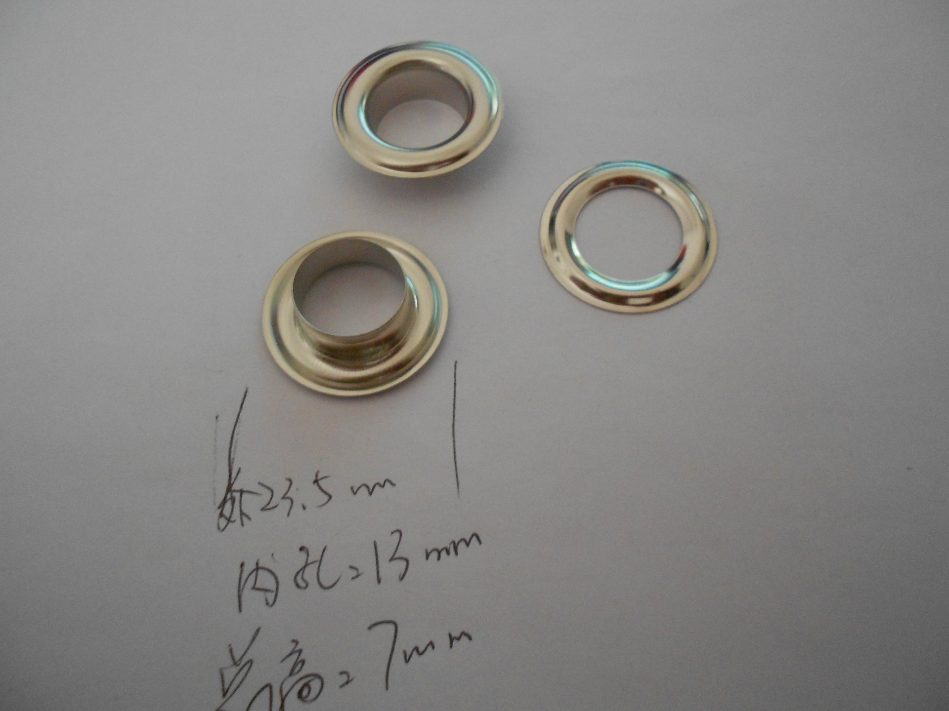 （厂家直销）欧洲环保鸡眼，鞋眼，异形扣，蛋形鸡眼，带爪鸡眼