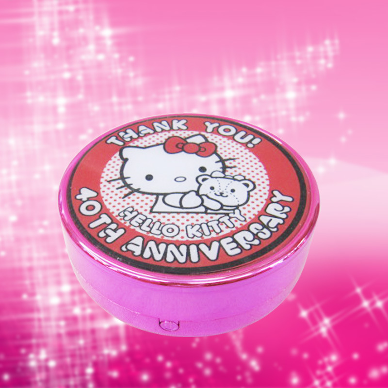 厂家直销 新款Hellokitty移动电源 6000毫安圆形心形镜子充电宝,随机发货4