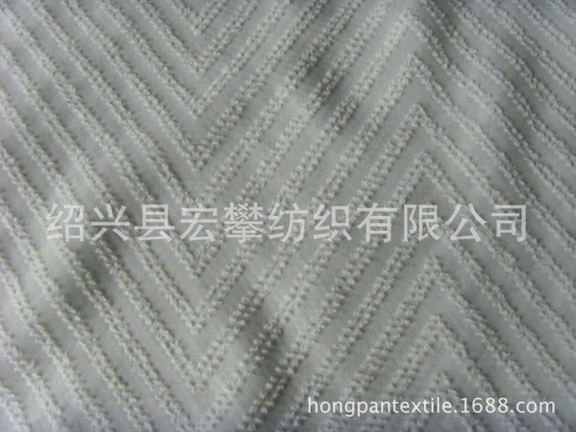 人字雪纺剪花 提花布 时尚女装面料