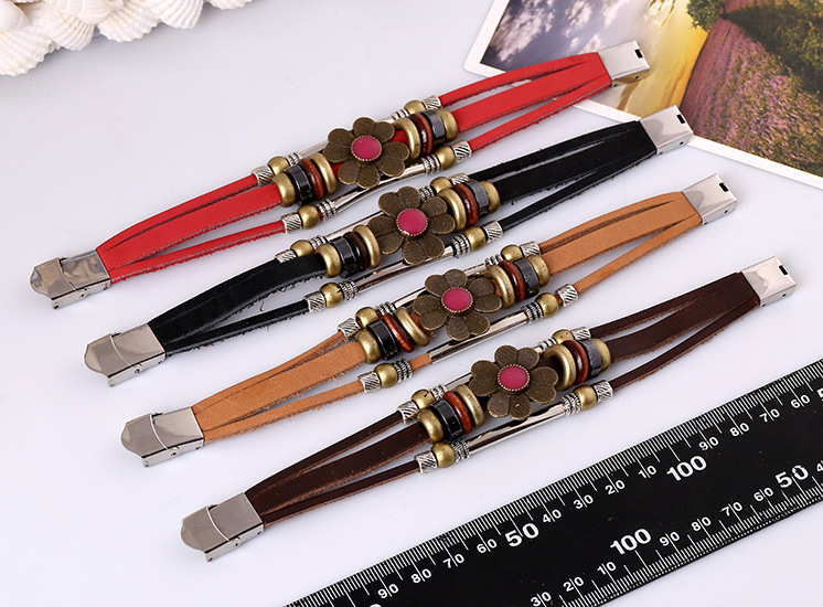 Hot Selling Beaded Stainless Steel Buckle Leather Bracelet With Adjustable Length Vintage Handmade Leather Bracelet display picture 6