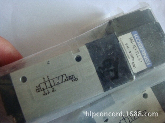 供应全新原装 小金井 180-4E1-PLL-L1 180-4E1-83-PLL-L1 电磁阀
