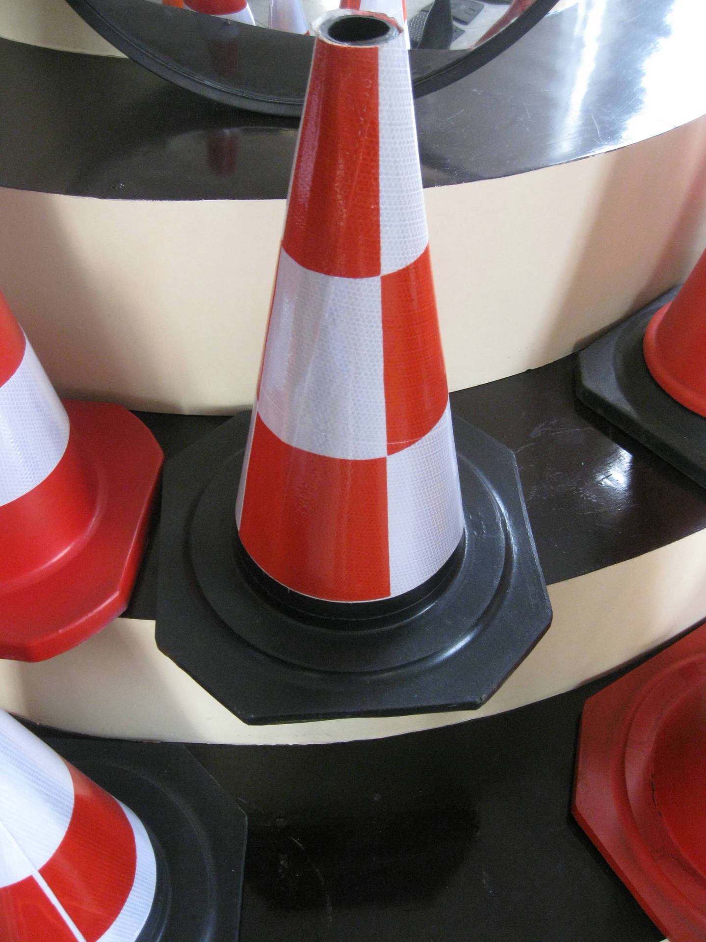 橡胶路锥 70cm高全晶格套 方块套反光膜 2.8kg 加重橡胶路锥