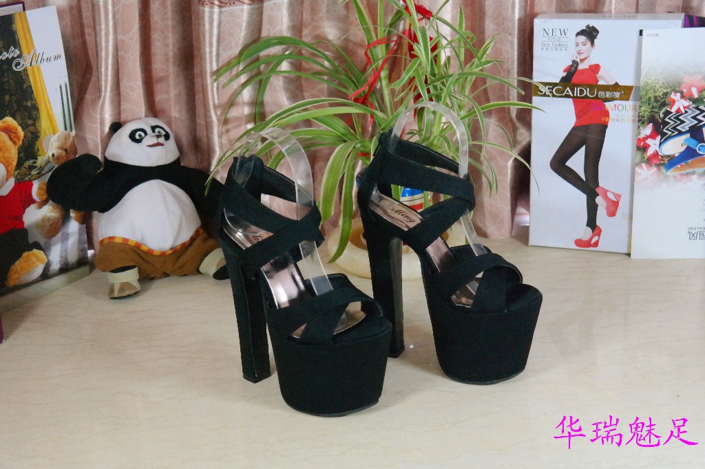 Chaussures été pour femme CHARME HRMZ  HUARUI en Caoutchouc - Ref 3345772 Image 16