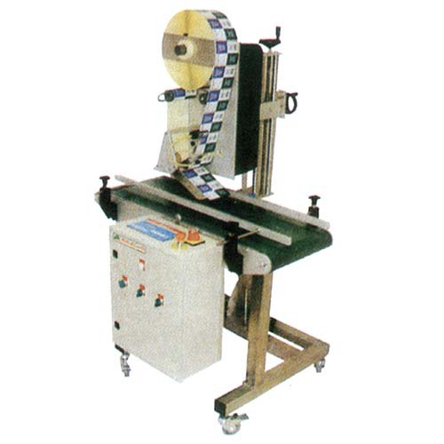 珠海CB2000不干胶贴标机/圆瓶自动贴标签机