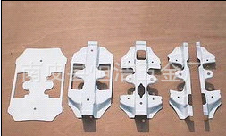 本厂是专业冲压件生产厂生产拉伸件，汽摩配件,冲压件五金冲压件