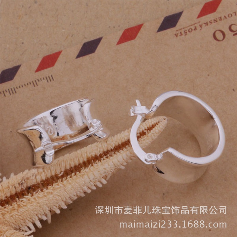 Europe and America Earrings Earrings wholesale Foreign trade Korean Edition Silver ornament Retro Backing Hoop Metrosexual Accessories Manufactor Direct grant