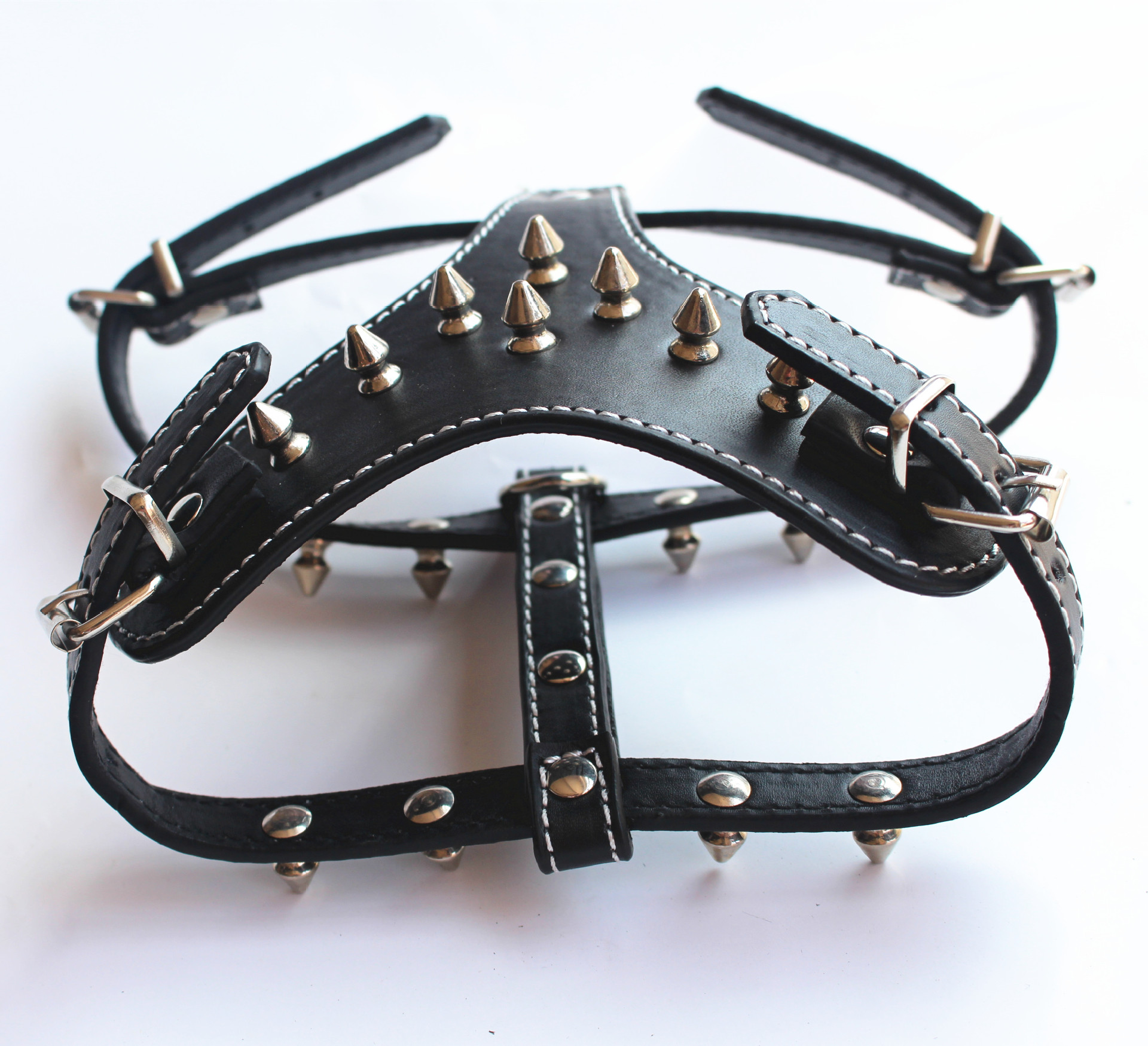 Personalized Anti Bite Dog Harness With Studs And Seat Belt_voghion.com