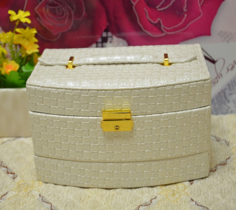 conew_qqq_1458_conew1