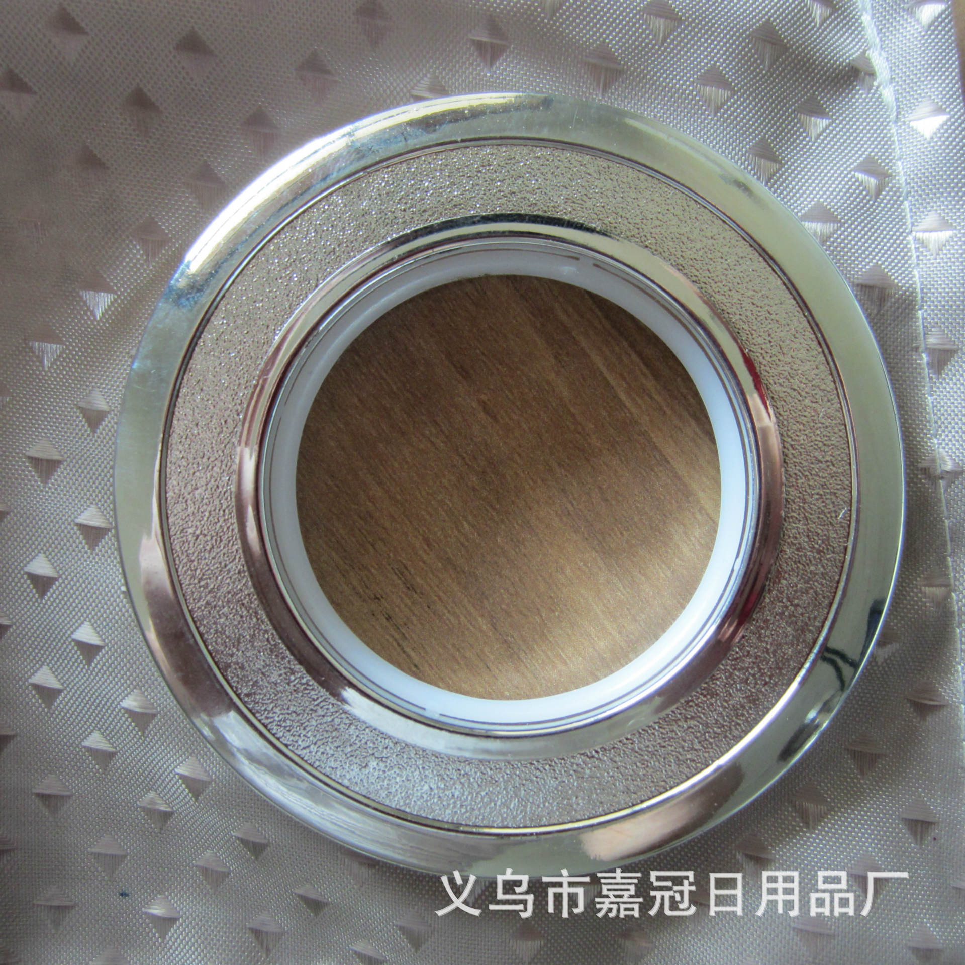 1718394511_1013373613