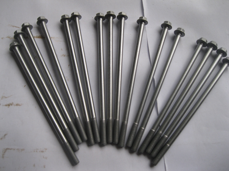 电镀锌镍合金，高强度螺栓螺帽，石油阀门螺栓，高防腐。