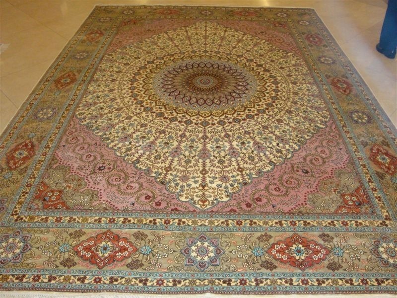 Guangzhou Ami Discount wholesale classical carpet It's a priority 300 Line, 400 , 600 Silk surface Persian carpets