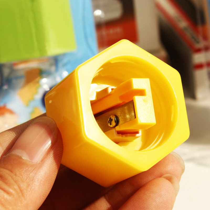 天卓56150卷笔刀4