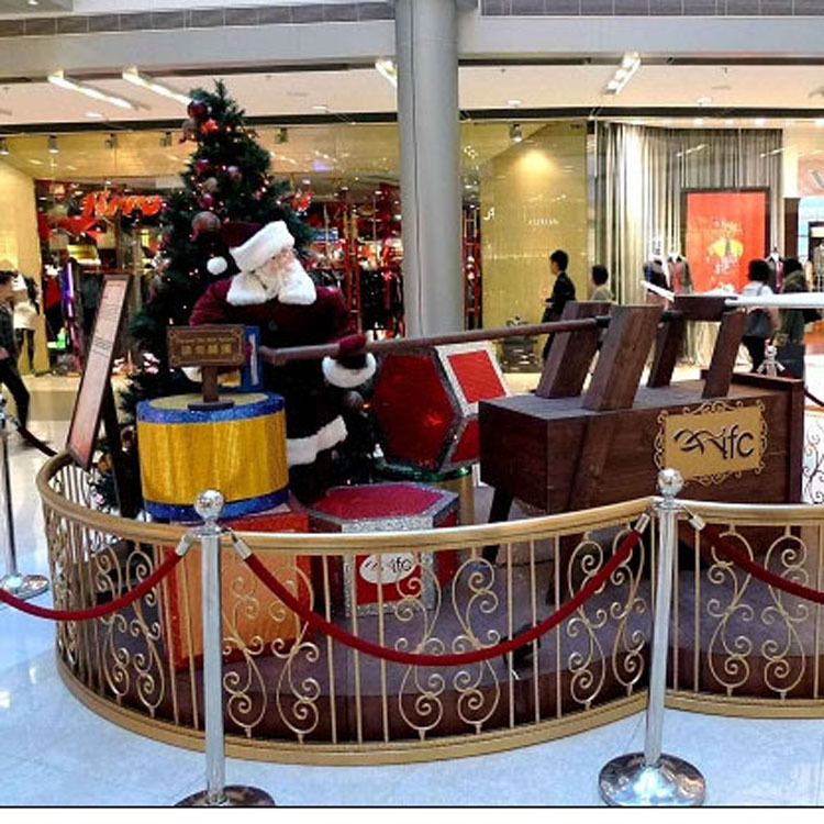 ����������ʥ��С��ʥ����ͯ�����»��쳡�����ý���װ�ΰڼ�