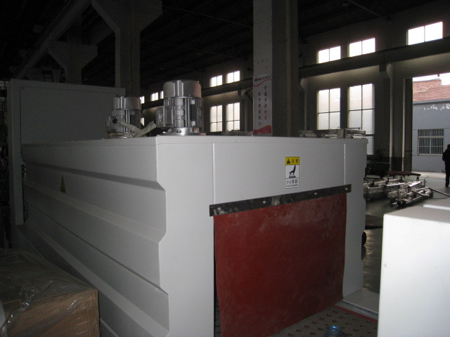 厂家供应全自动包装机 全自动热收缩膜包装机 塑料膜包装机械