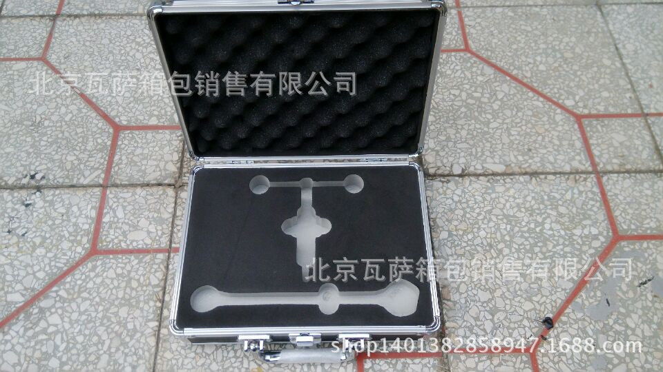 0572F91D65B4B4E754EFC157E59D25