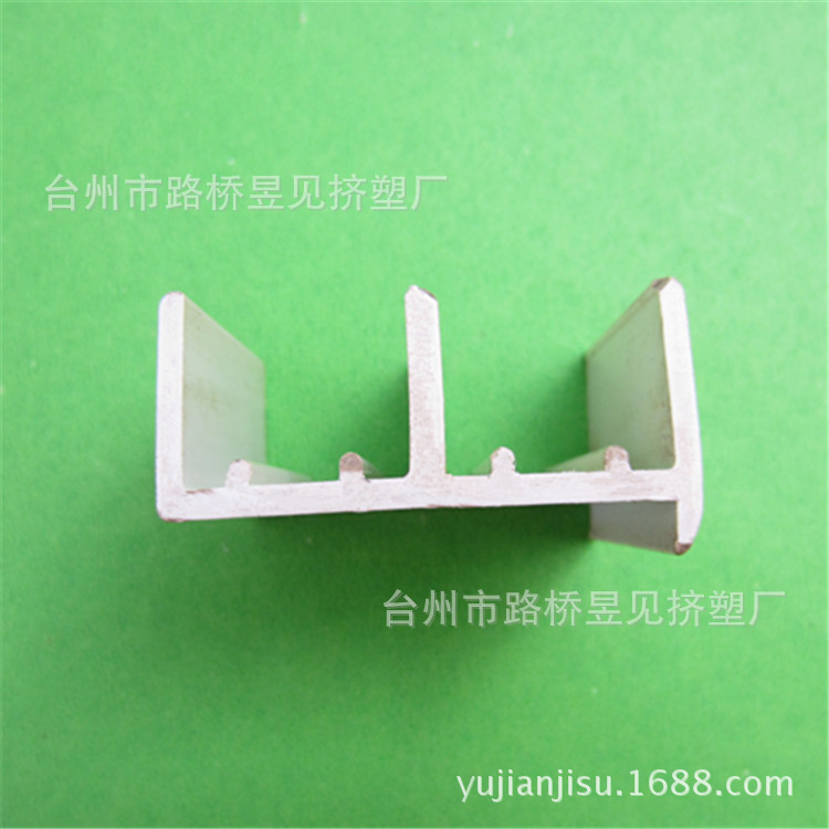 PVC白色异型材42 (4)