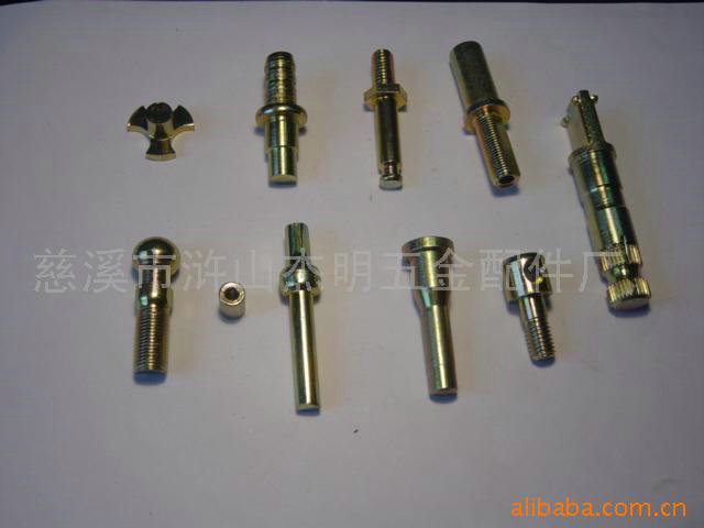 长期供应非标螺丝五金件非标螺丝脚轮螺丝 多工位冷镦件 非标件