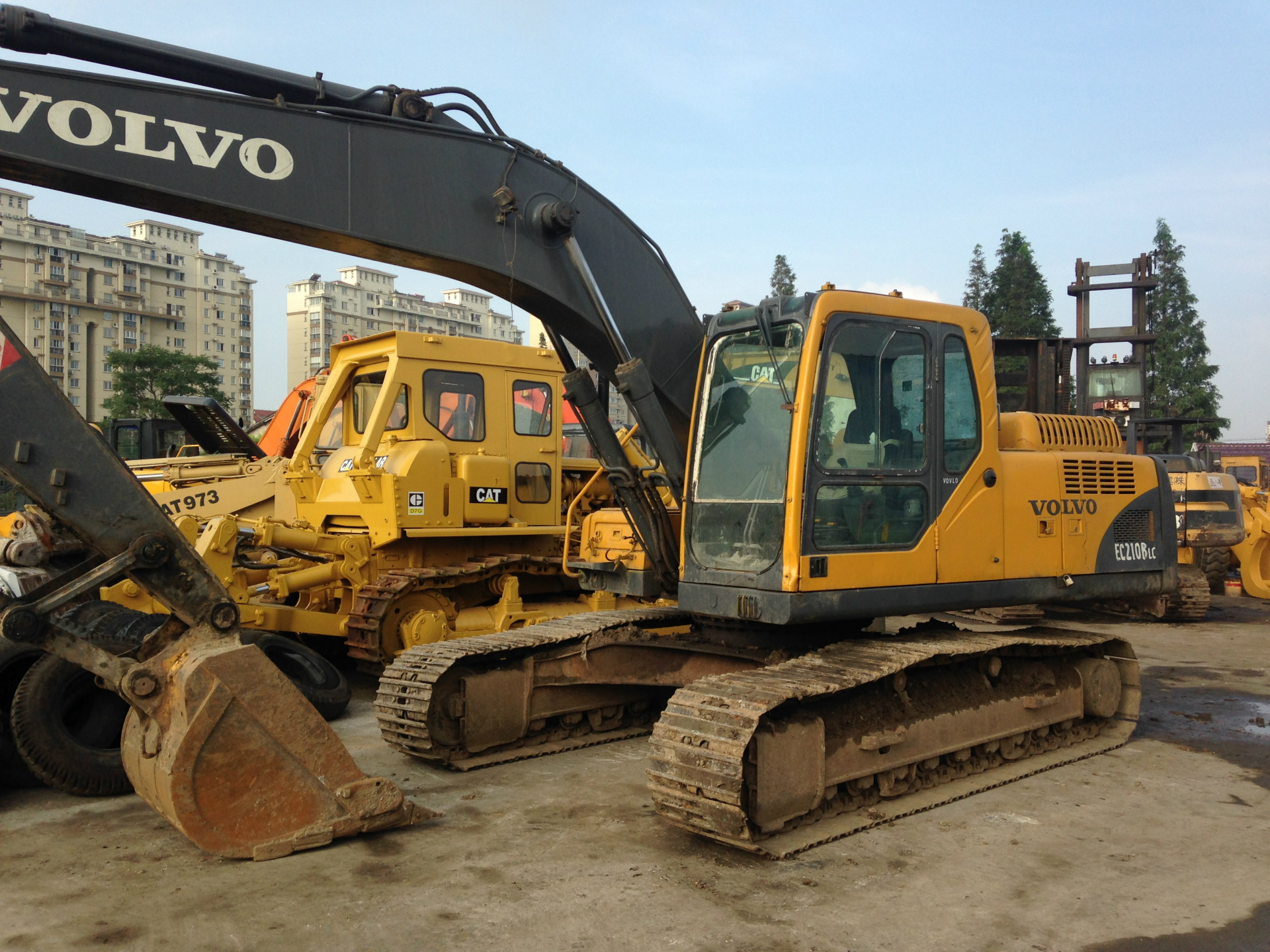 VOLVO沃尔沃210BLC挖掘机出售.原装