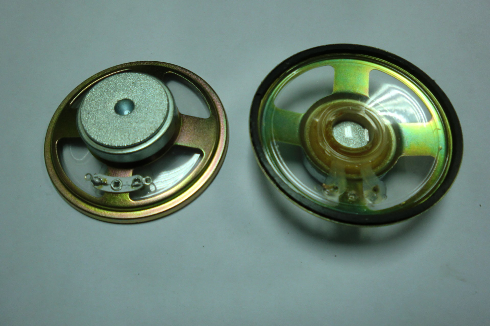 供应3寸圆形钕铁硼4欧10瓦扩音器喊话器喇叭