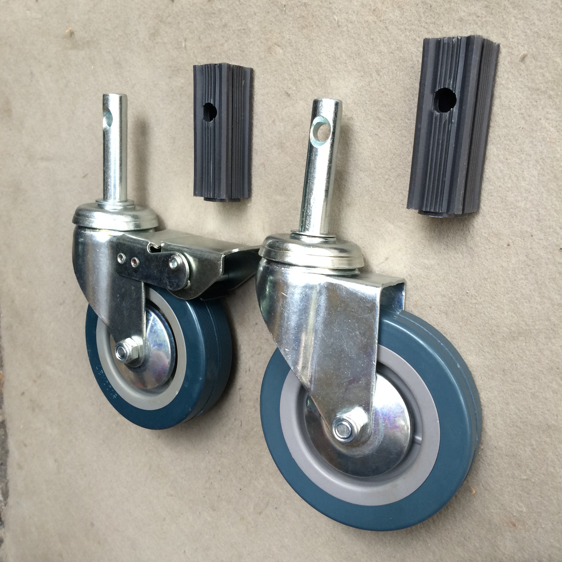 供应优质方套灰胶轮14*61 餐车轮 购物车轮 万向轮