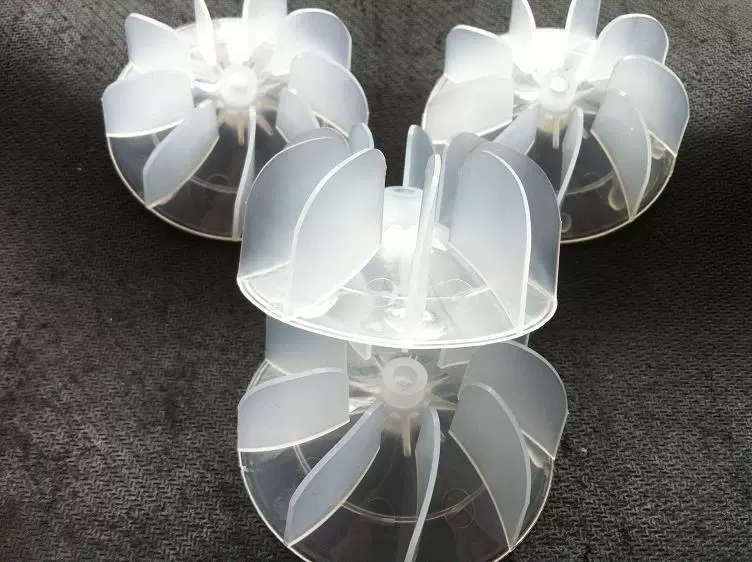 Plastic wind leaf high stable PP wind leaf bleaching wind leaves small wind leaves nine leaves wind leaves