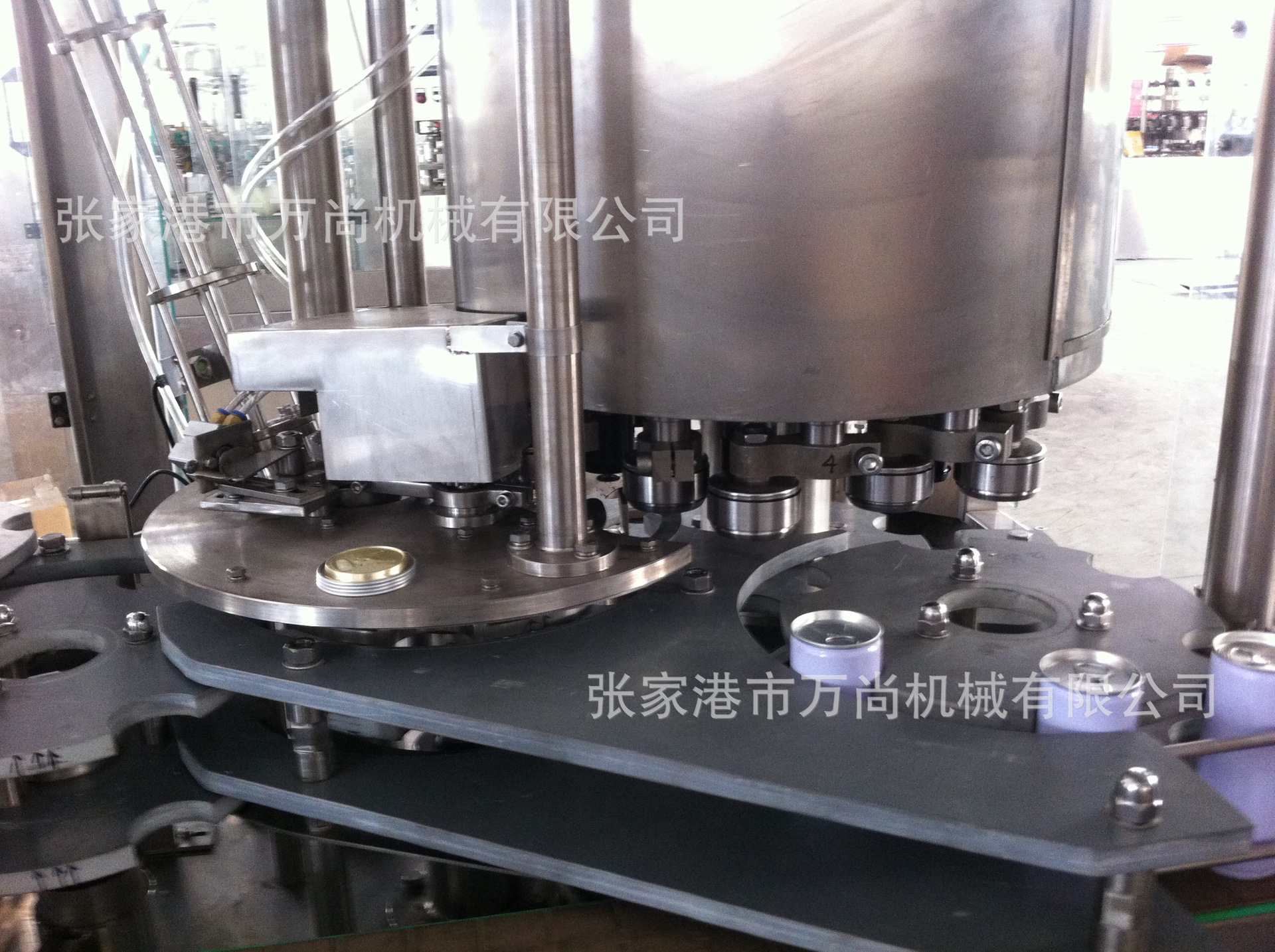 【厂家供应】8000罐/小时易拉罐封口机 饮料可乐封罐机