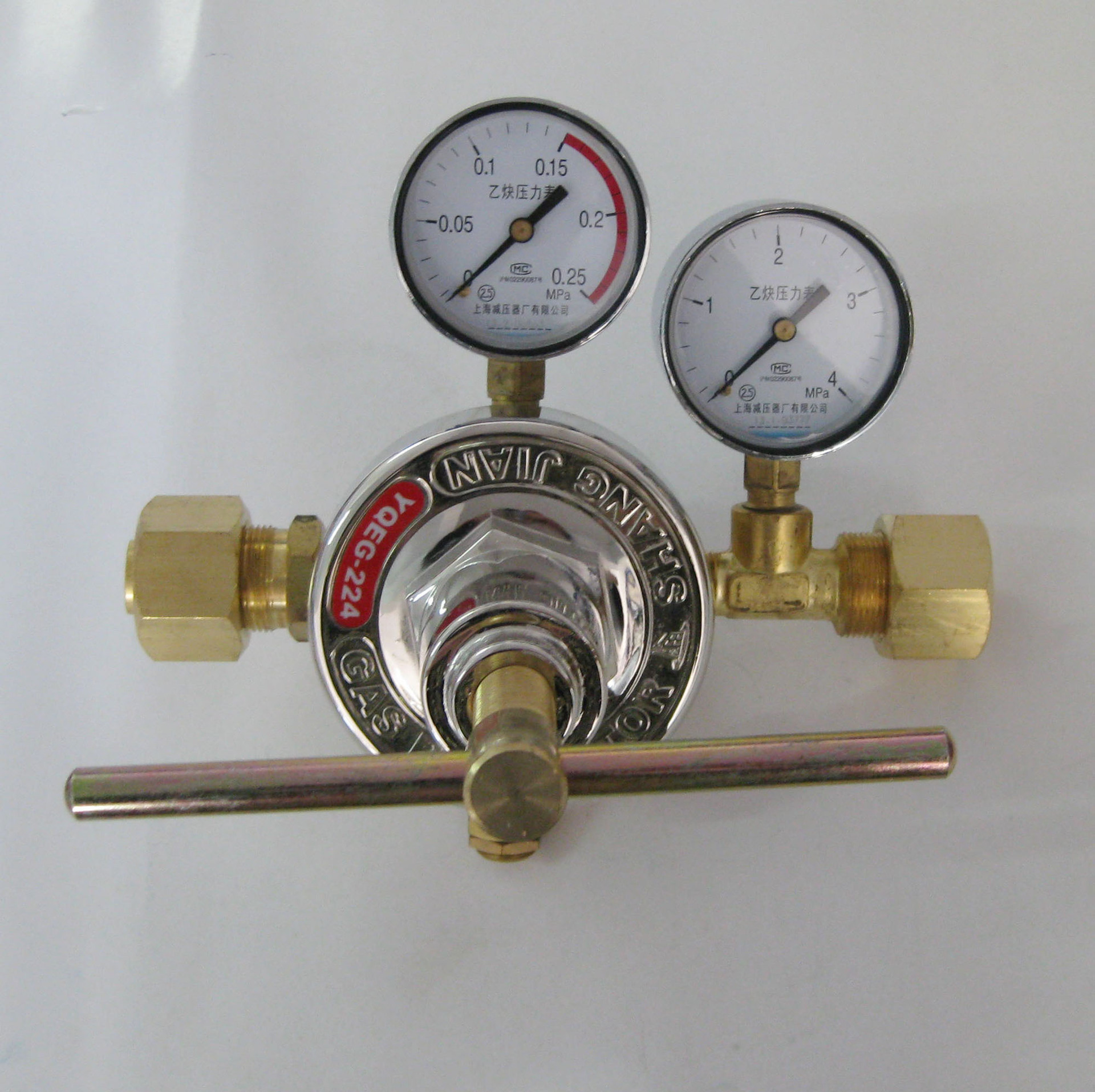 乙炔减压器 YQEG-224 公称流量：40m3/h  上海减压器厂 现货供应