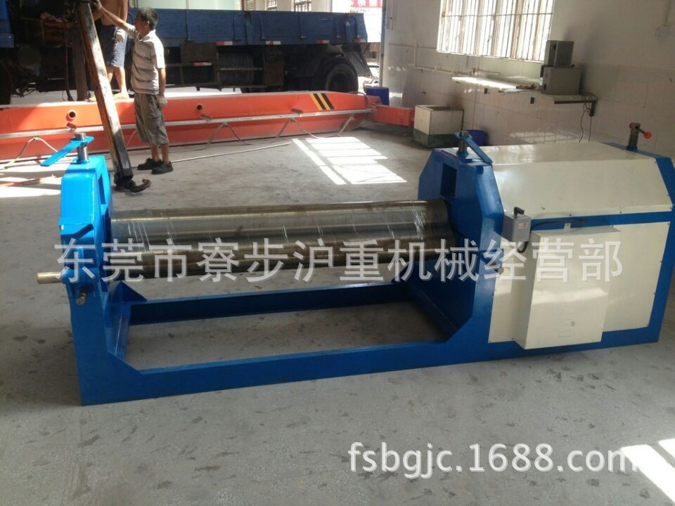定制三辊卷板机   锥形卷圆机  维修卷板机 