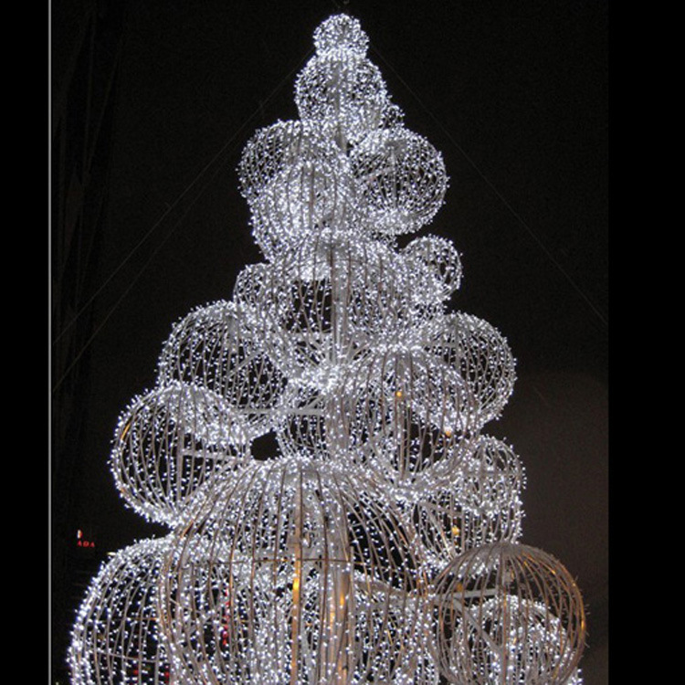 �����̳�����10�׸����δ������ʥ������������װ�β�����ҵ����