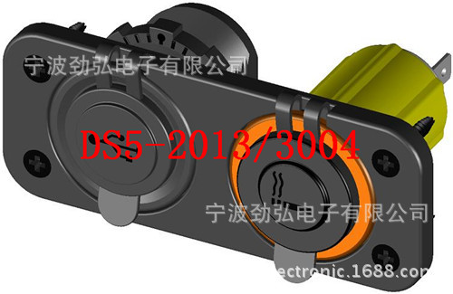 汽车房车沙滩车游艇轮船改装点烟器座USB车充12V转5V3.1A手机车充