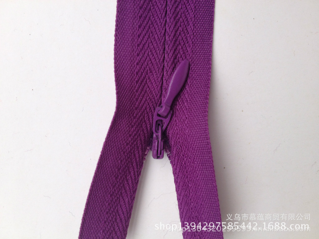 802621779_23651628[1]