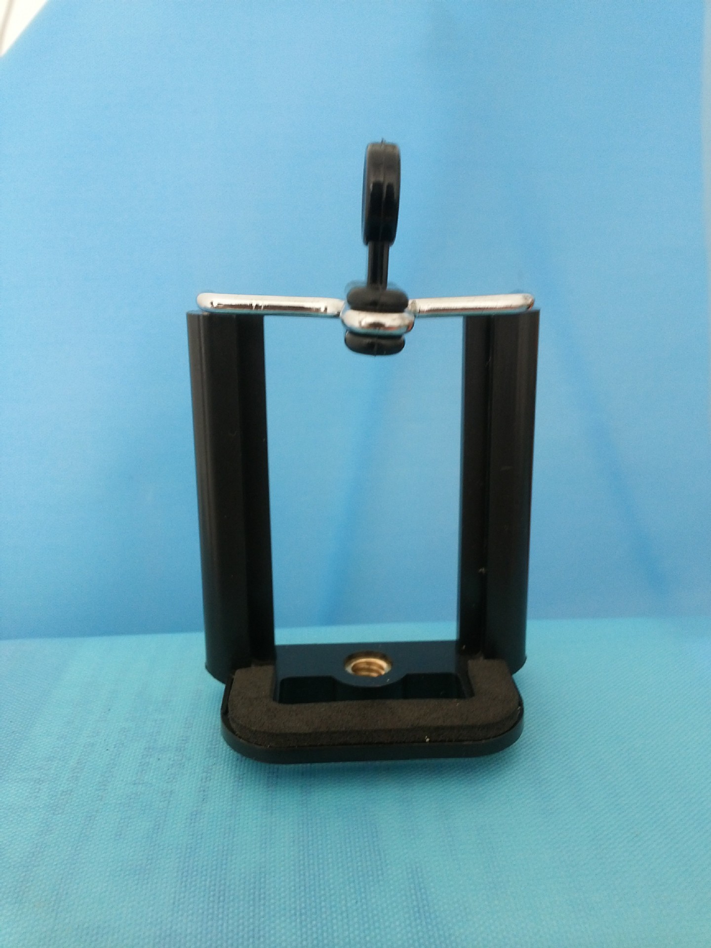 供应手机夹 自拍杆手机夹 8.5cm大号 通用爆款 坚固牢靠